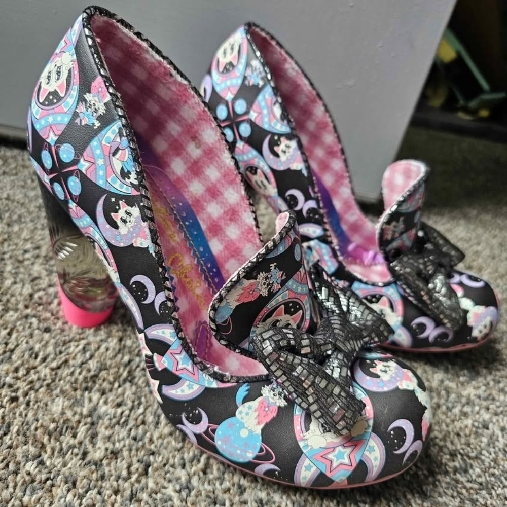 Oz IRREGULAR CHOICE Retro Cosmic Kitty Print Shoes (size 9)